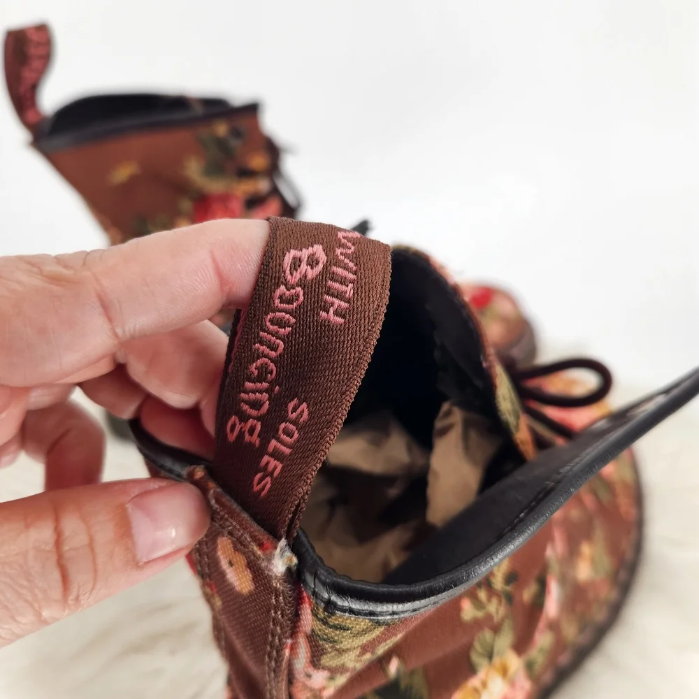 RARE Dr. Martens Brown Victorian Rose Floral 11821 - Picture 6 of 8